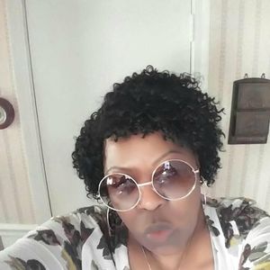 Meet your Posher, Bernadette